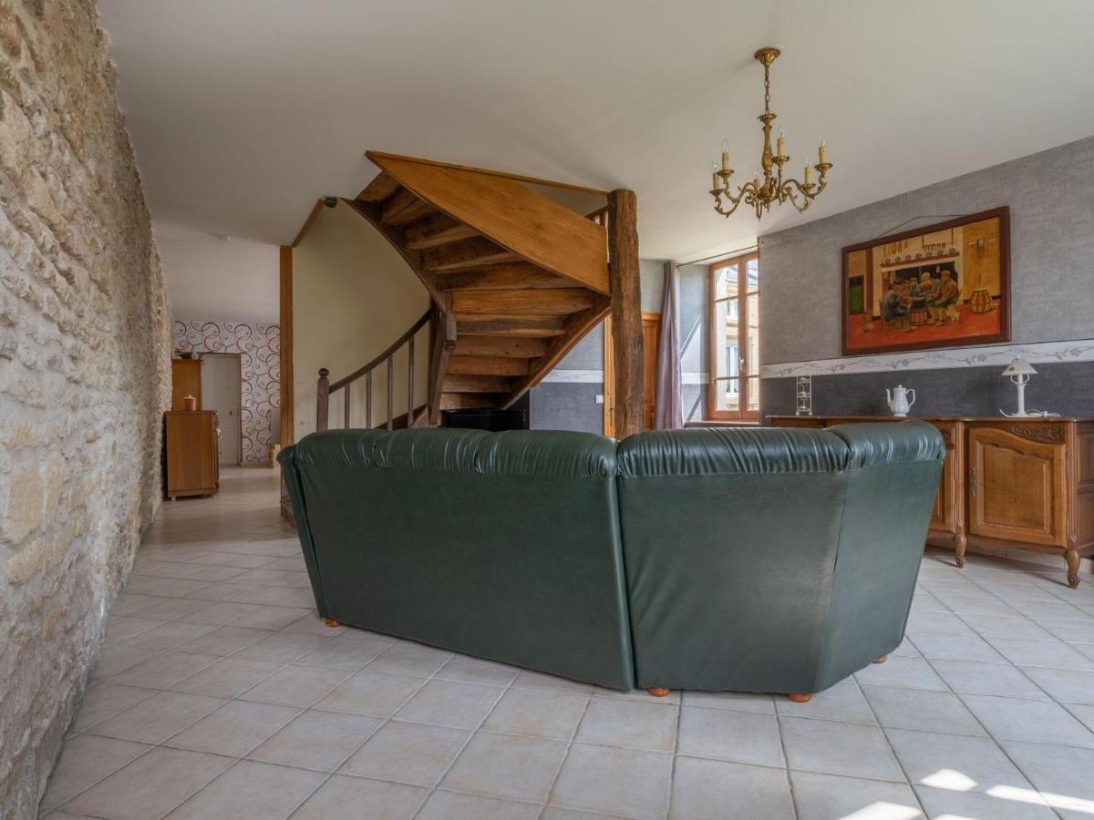 Vintage Holiday Home With Private Garden Nouart Zimmer foto